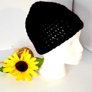 Black beanie crochet